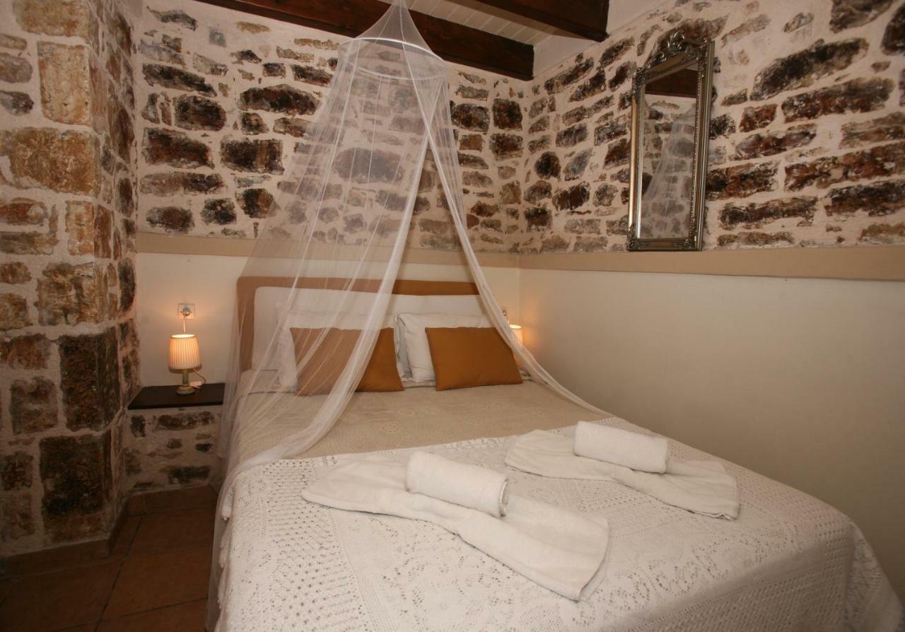 Christina's Stone Holiday home *